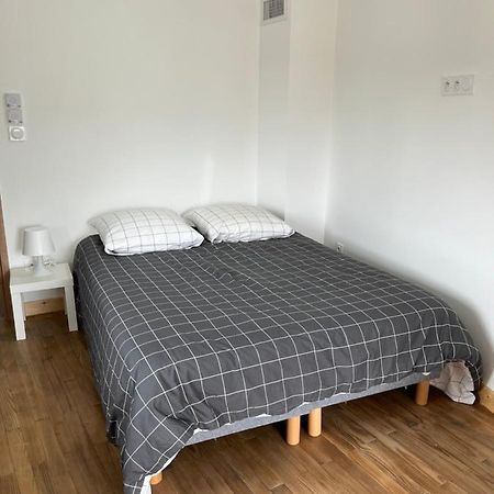 Superbe Maison De Ville, Renovee A 15 Min De Lyon Saint-Symphorien-d'Ozon Luaran gambar